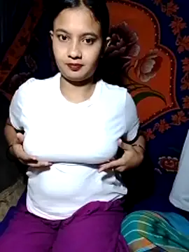 sexylive1100 online show from November 2025 02:49:01 PM