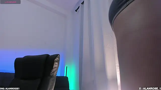 AlanRose01 online show from October 2025 02:28:02 PM