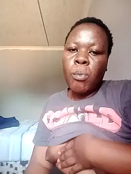 Roronae online show from March 2026 12:19:02 PM