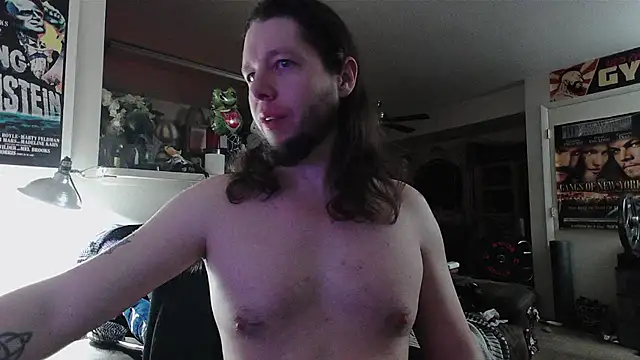 Snapshot of biggerisbetter12 chatting on April 2026 06:27:01 AM biggerisbetter12 online show from April 2026 06:27:01 AM
