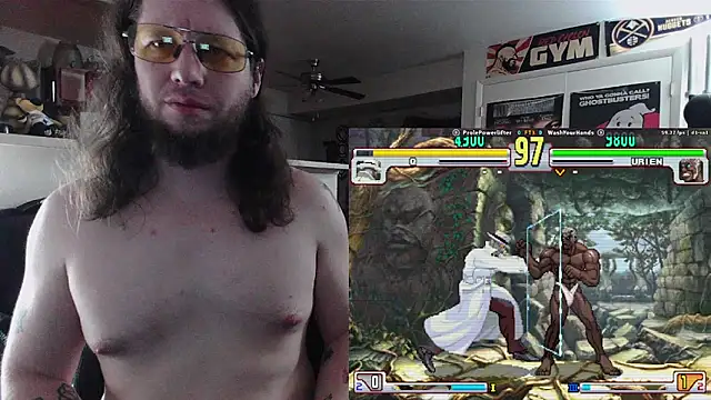 Snapshot of biggerisbetter12 chatting on June 2026 11:01:01 AM biggerisbetter12 online show from June 2026 11:01:01 AM