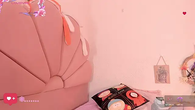 Snapshot of madeliin_clerk chatting on November 2025 07:59:02 PM madeliin clerk online show from November 2025 07:59:02 PM