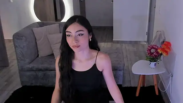 Snapshot of BritanyLnx chatting on March 2026 10:21:02 PM BritanyLnx online show from March 2026 10:21:02 PM