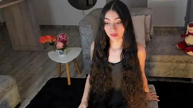 Snapshot of BritanyLnx chatting on April 2026 12:49:02 AM BritanyLnx online show from April 2026 12:49:02 AM