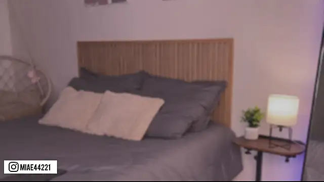 Snapshot of Little_Emma_11 chatting on May 2026 12:45:01 PM Little Emma 11 online show from May 2026 12:45:01 PM