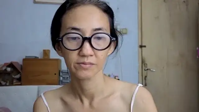 Snapshot of princessD077 chatting on May 2026 04:34:01 PM princessD077 online show from May 2026 04:34:01 PM