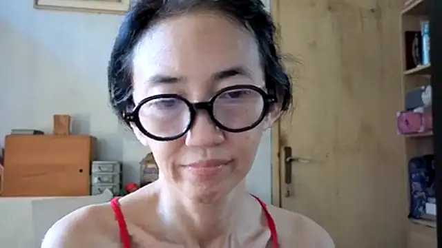 Snapshot of princessD077 chatting on May 2026 08:41:01 AM princessD077 online show from May 2026 08:41:01 AM