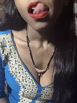 Itz Aisha   online show from December 2025 09:37:01 AM