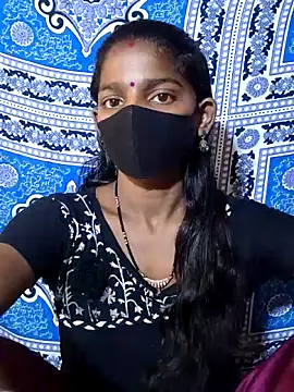 Snapshot of Itz_Aisha__ chatting on May 2026 05:49:01 AM Itz Aisha online show from May 2026 05:49:01 AM