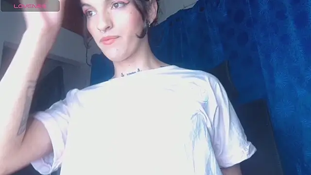 Scarlett crastrawberry online show from October 2025 06:03:02 PM