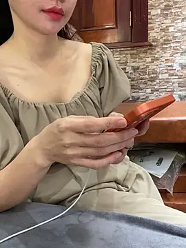 Phale2x online show from April 2026 01:42:02 AM