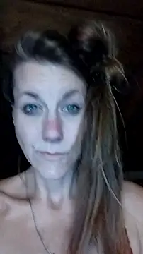 Snapshot of faithfulchic chatting on October 2025 10:21:01 PM faithfulchic online show from October 2025 10:21:01 PM