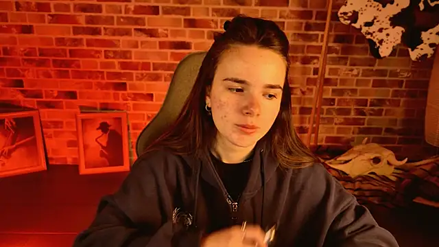 May Bloom online show from February 2026 06:12:02 AM