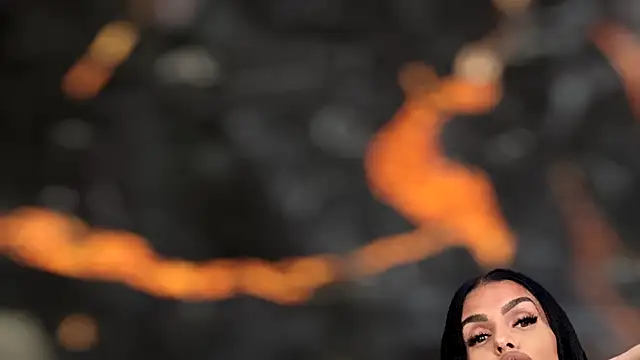 KimWilmes online show from October 2025 02:50:01 PM