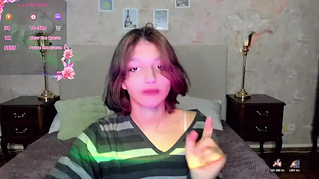 A Skyy online show from November 2025 08:31:01 PM