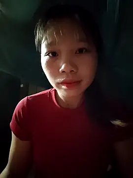 linh-miu99 online show from November 2025 05:12:01 PM