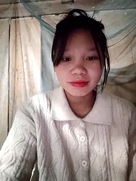 linh-miu99 online show from February 2026 03:53:01 PM