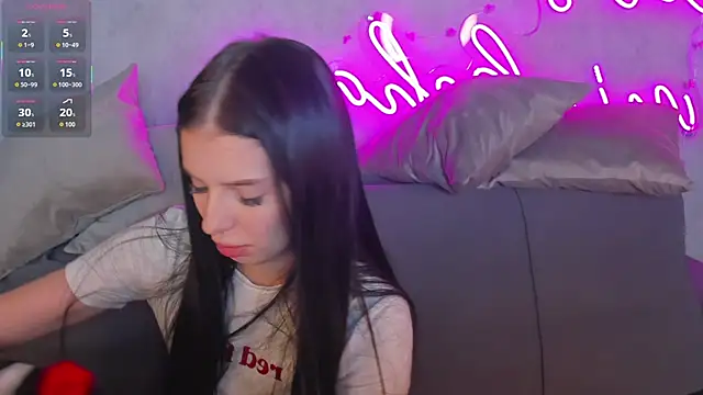 Eva Mayers online show from November 2025 10:54:01 PM