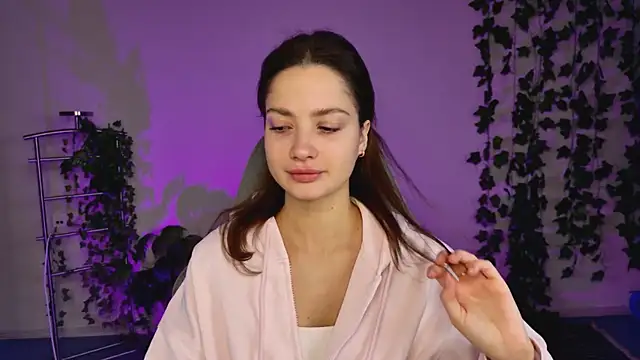 KiraVair online show from March 2026 06:51:01 AM