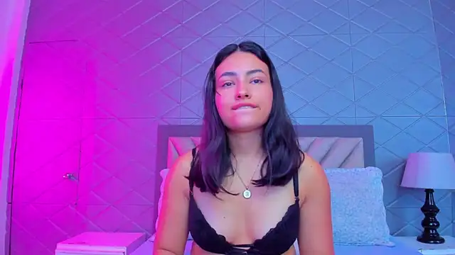 ViolettRouse online show from February 2026 04:11:02 PM