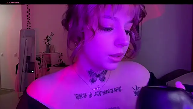 Snapshot of Babymoney_2007 chatting on February 2026 08:51:02 PM Babymoney 2007 online show from February 2026 08:51:02 PM