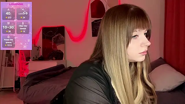 Snapshot of Babymoney_2007 chatting on February 2026 09:33:01 PM Babymoney 2007 online show from February 2026 09:33:01 PM