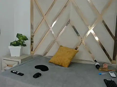 Snapshot of valentinaasm chatting on November 2025 01:24:03 PM valentinaasm online show from November 2025 01:24:03 PM