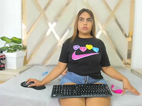 Snapshot of valentinaasm chatting on March 2026 12:49:01 PM valentinaasm online show from March 2026 12:49:01 PM