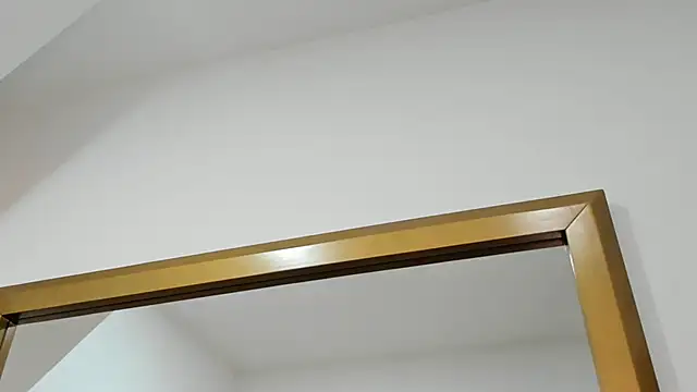 lucia lorenz online show from February 2026 11:29:01 AM