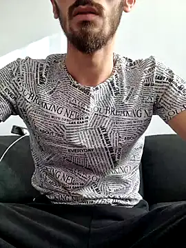 16enes16 online show from October 2025 12:12:02 PM