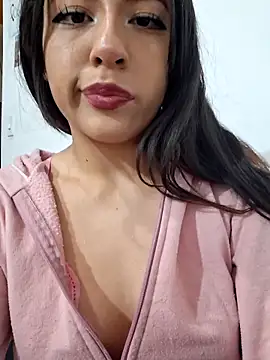 chloebrownn03 online show from October 2025 03:19:01 AM