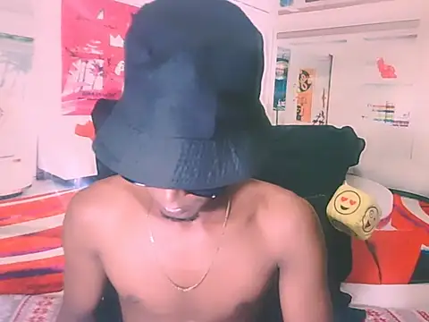 IndianThuggin online show from November 2025 06:15:01 PM