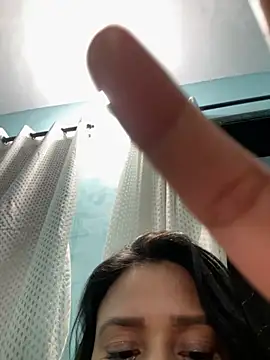 heenashai online show from November 2025 12:00:01 AM