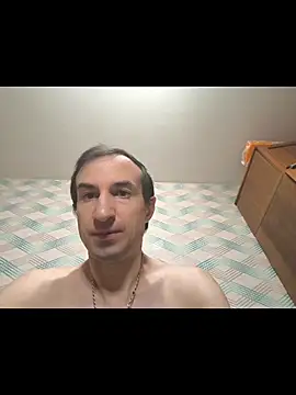 Andruu  online show from December 2025 08:14:01 PM