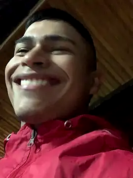 Emiliano Reyes online show from December 2025 02:30:02 AM