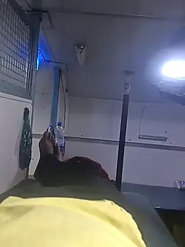 RNlov online show from October 2025 03:34:01 PM