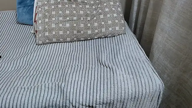 RissaGx online show from November 2025 06:34:01 AM