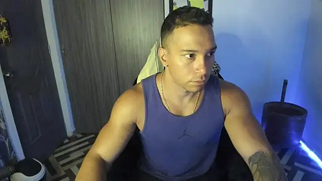 FreszX online show from November 2025 01:32:01 PM