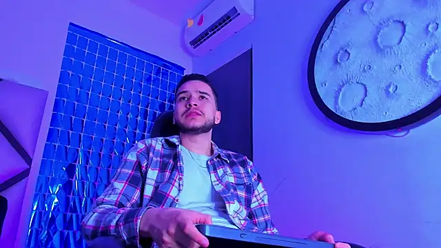 mike 257 online show from March 2026 11:29:02 AM