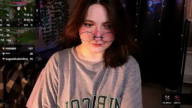 Snapshot of fairy_tara chatting on June 2026 01:28:02 AM fairy tara online show from June 2026 01:28:02 AM