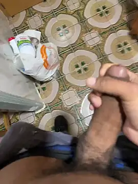 Anaconda Negra20 online show from April 2026 06:02:02 AM