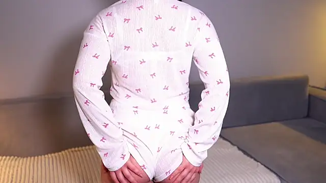 WhyEmmyCry online show from March 2026 05:22:01 AM