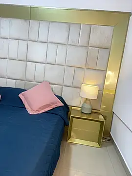 IsabellaDarrell ts online show from February 2026 12:43:02 PM