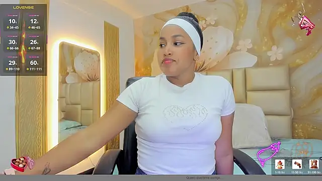 NahomiWalker  online show from February 2026 07:53:02 PM