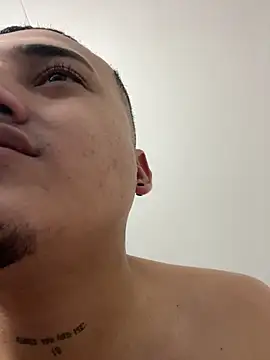 Demon foxes online show from November 2025 08:31:01 PM