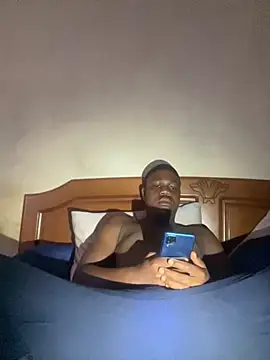 Snapshot of maloya267 chatting on October 2025 08:02:02 AM maloya267 online show from October 2025 08:02:02 AM