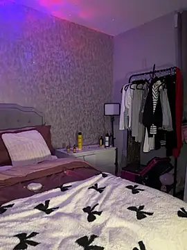 Ellieskyyee1 online show from January 2026 09:31:01 PM