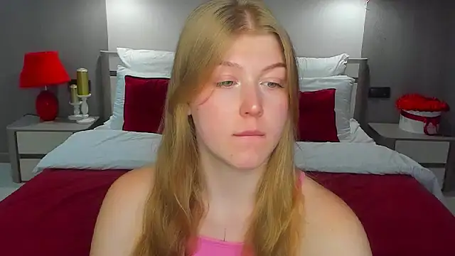 Snapshot of Stella_Light chatting on July 2026 05:37:01 AM Stella Light online show from July 2026 05:37:01 AM