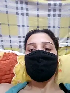 Snapshot of SandyAmr chatting on November 2025 07:44:02 AM SandyAmr online show from November 2025 07:44:02 AM