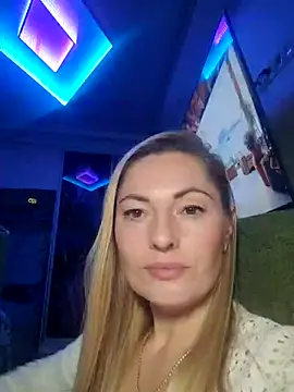 LadaStar8385 online show from October 2025 08:58:01 PM